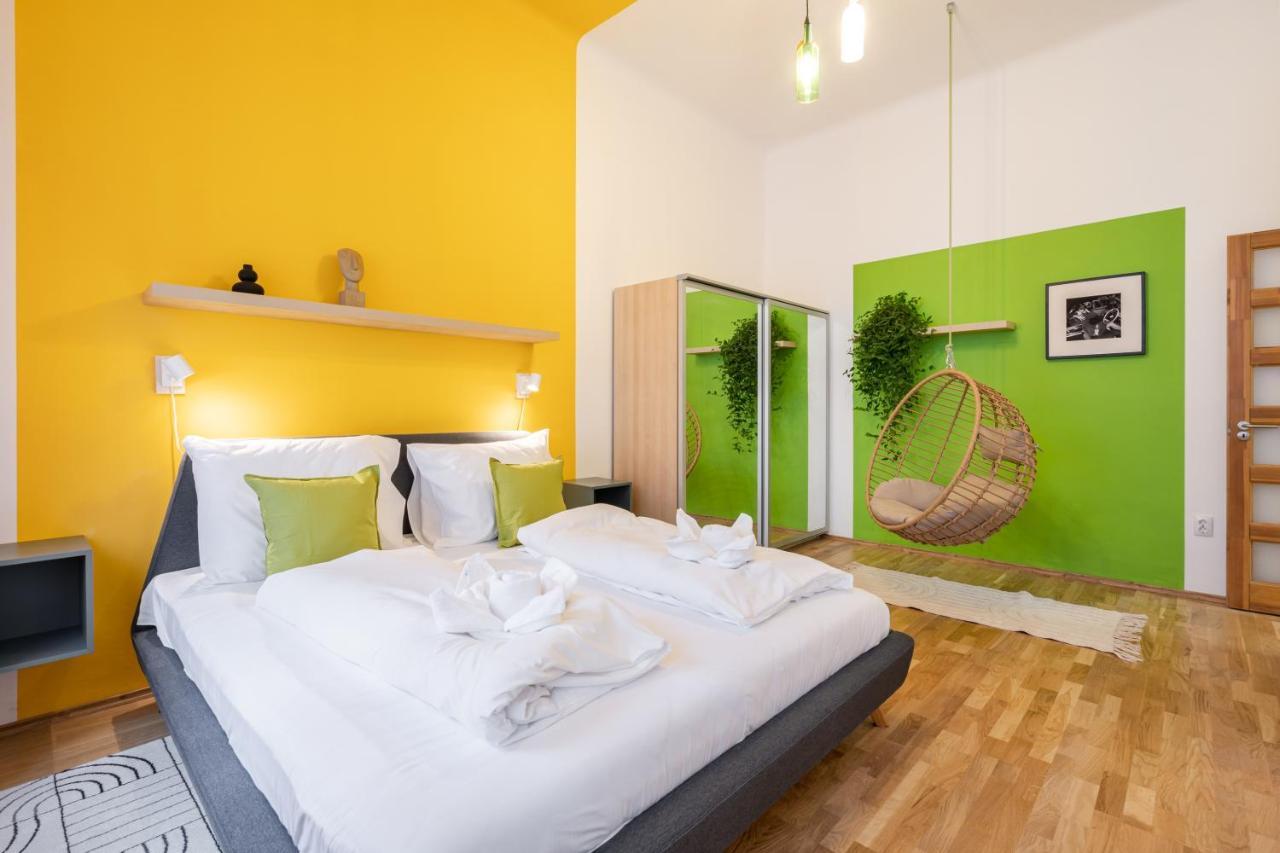 Live Star Apartment Budapest Eksteriør bilde